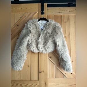NWT - Faux Fur crop Jacket - Tan